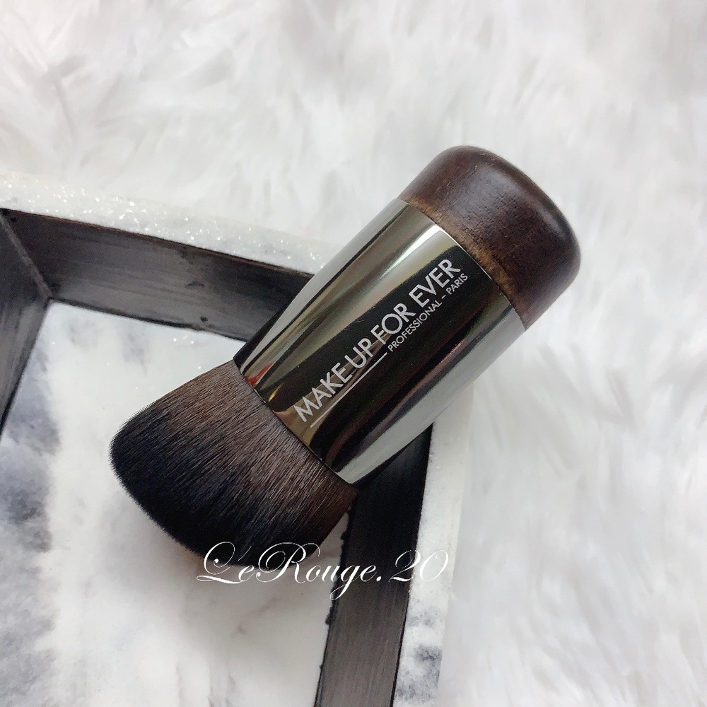 Make Up For Ever 112 Buffing Foundation Brush